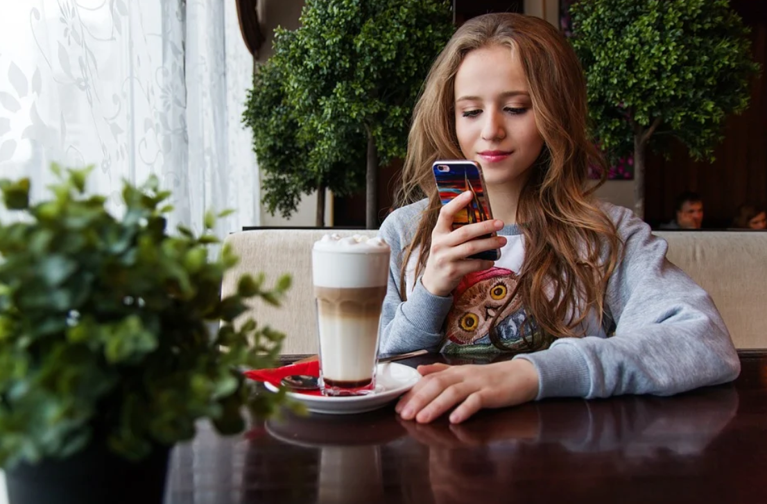 Dangerous Social Networking Apps For Teens - Social Networking Apps Impact Teens